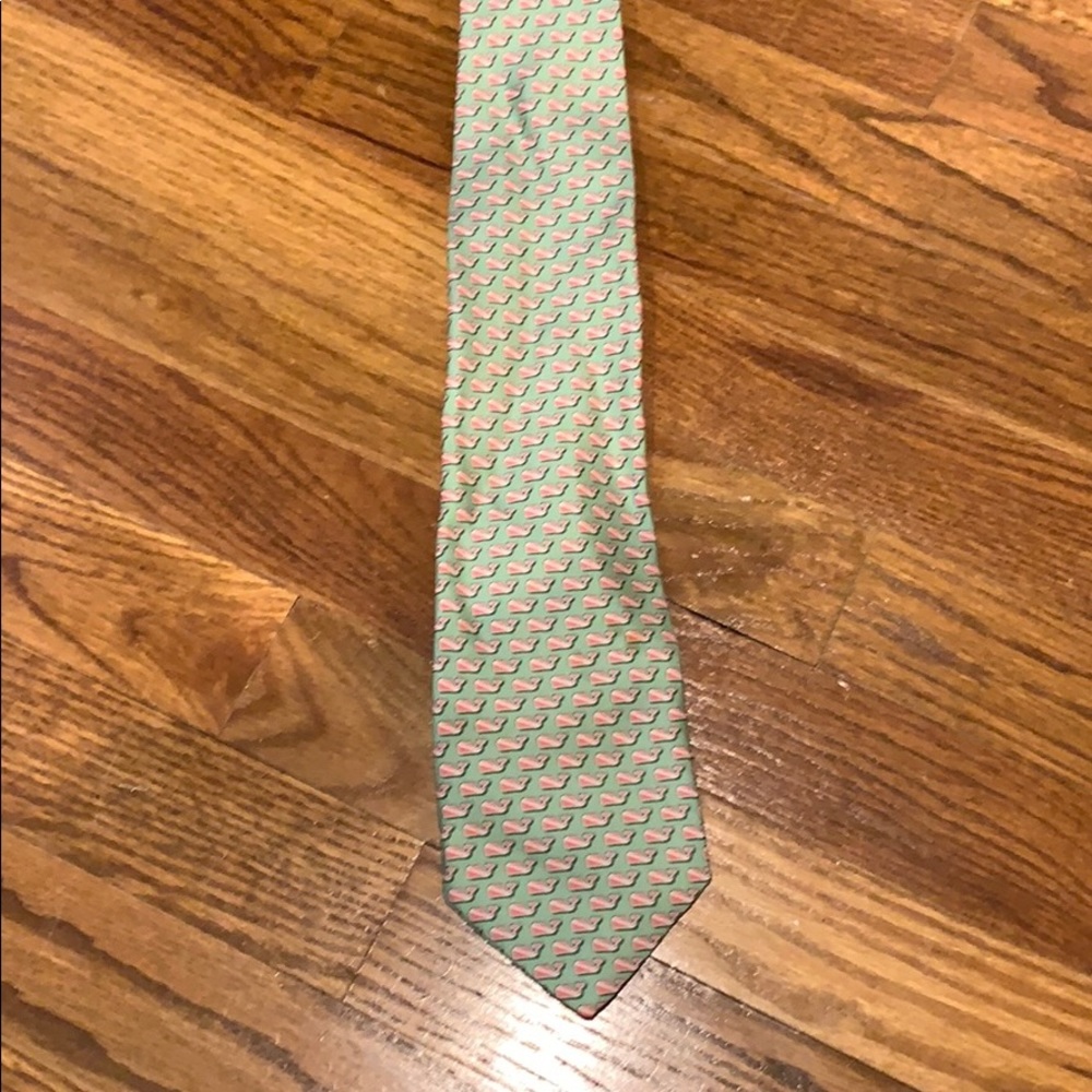 Vineyard Vines Tie
